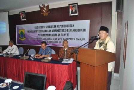 Wakil Bupati Cianjur Buka Sosialisasi Kebijakan Kependudukan dan Pencatatan Sipil
